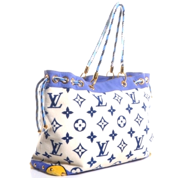 LOUIS VUITTON Beach Tote - Picture 3 of 12